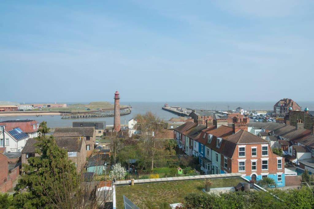Gorleston-on-Sea Large Character Home, Hot Tub, Beach 5 Min Walk מראה חיצוני תמונה