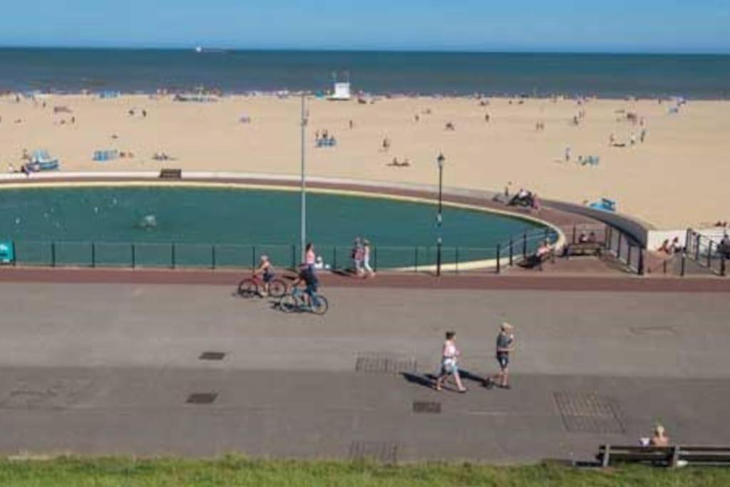 Gorleston-on-Sea Large Character Home, Hot Tub, Beach 5 Min Walk מראה חיצוני תמונה
