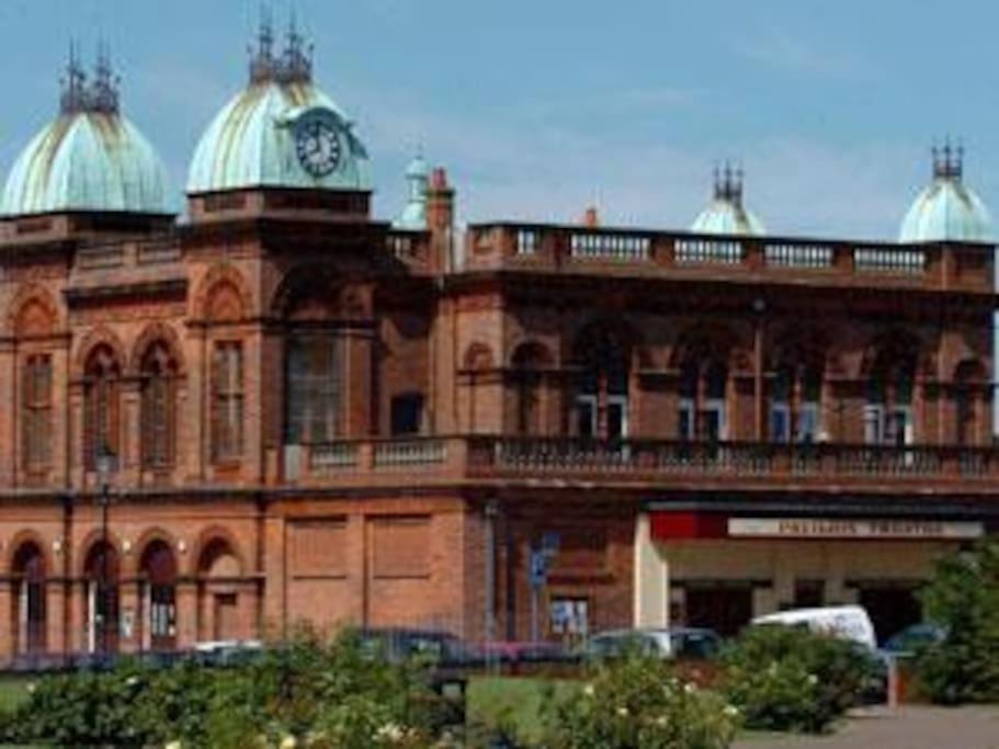 Gorleston-on-Sea Large Character Home, Hot Tub, Beach 5 Min Walk מראה חיצוני תמונה